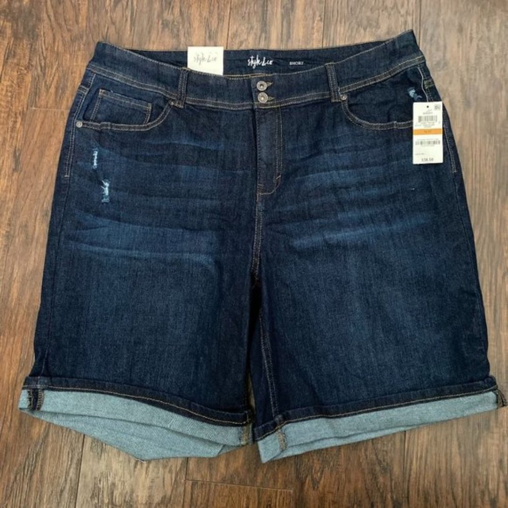 NWT Style & Co. Plus Mid Rise Bermuda Denim Shorts
